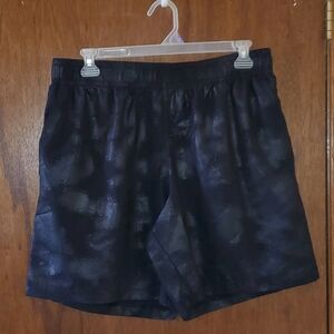 NWT Under Armour Black Woven Embossed Shorts Sz Xl